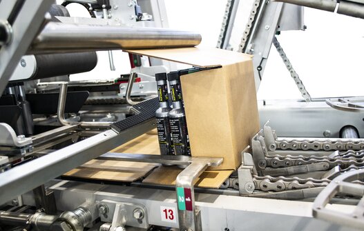 Lucas Oil um cliente de prestígio na indústria de óleo lubrificante dos Estados Unidos.