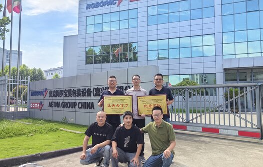Castrol (BP) otorga a Aetna Group China el título de «Excellent Partner»