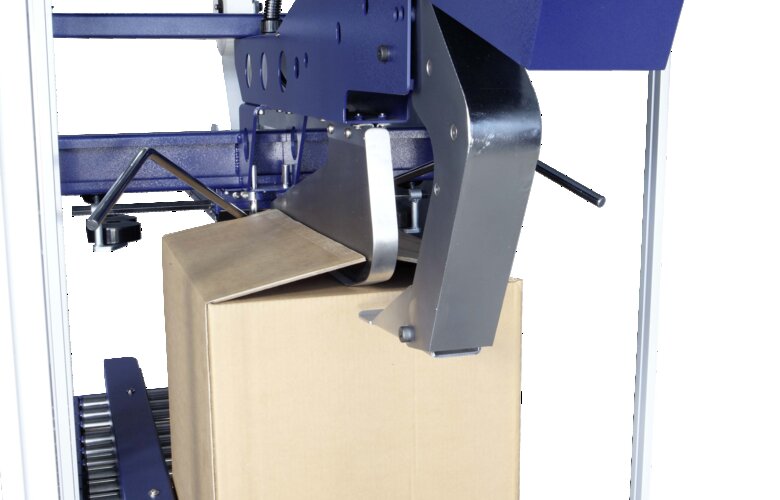 Robotape CF HD – Automatic Case Sealer with Flap Folder | Robopac