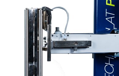 Neues automatisches Papiergreif- und -schnittsystem